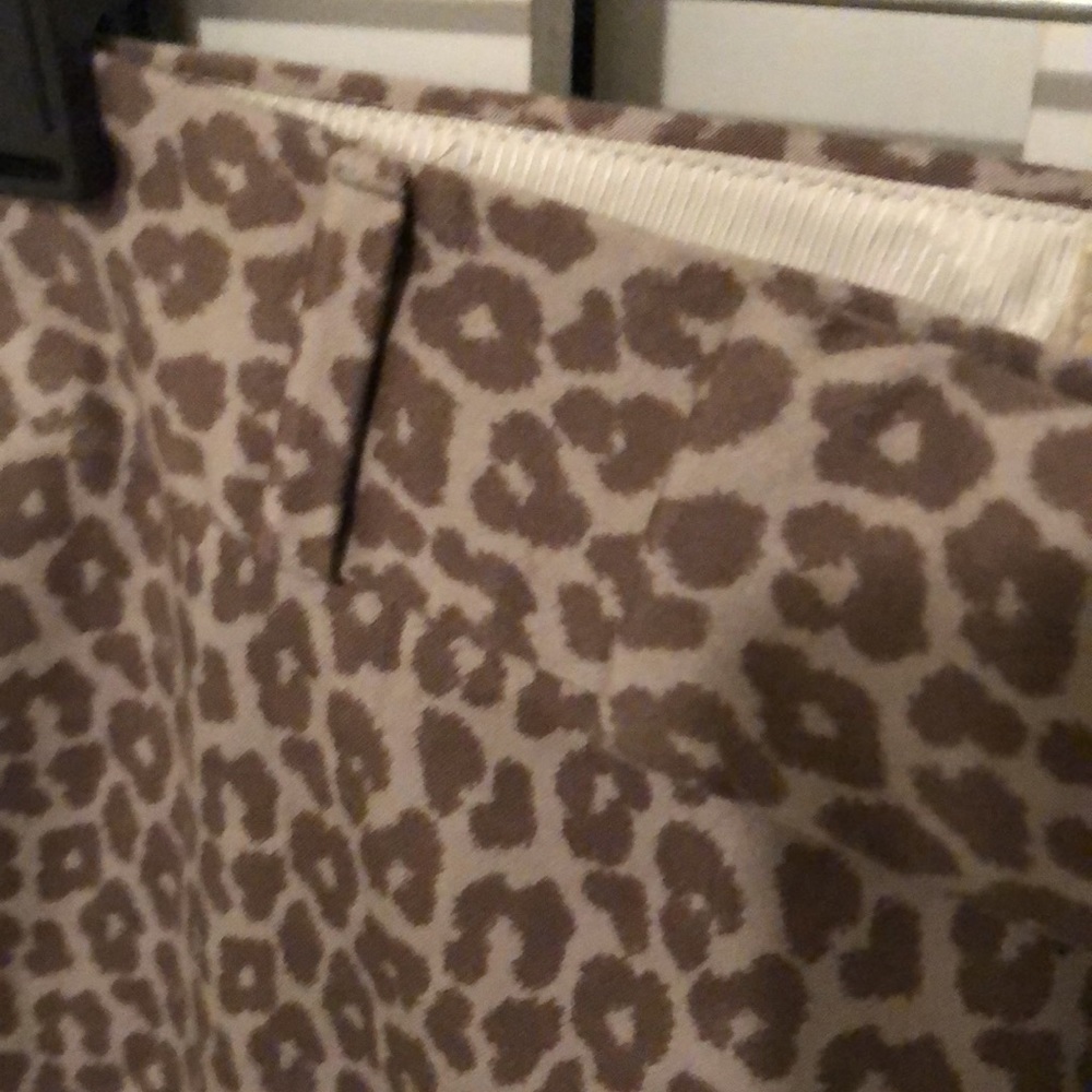 Banana Republic NET leopard pants Sz 6 - Picture 2 of 6